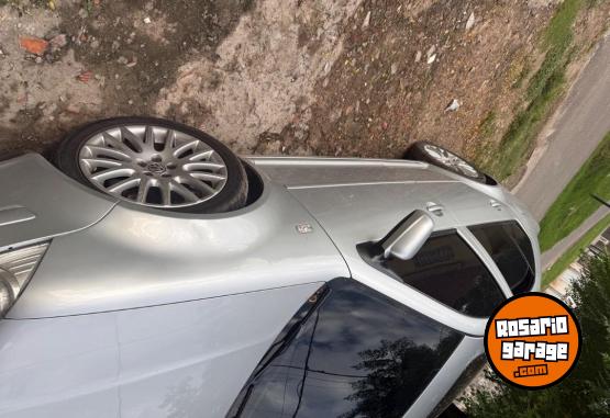 Autos - Volkswagen Bora 2011 Nafta 140000Km - En Venta