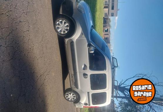 Utilitarios - Renault Kango autenthic 2014 GNC 247000Km - En Venta