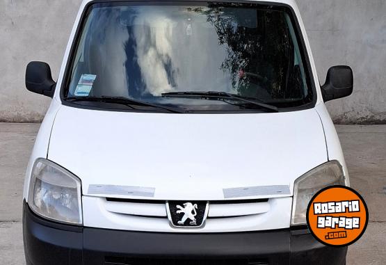 Utilitarios - Peugeot Partner 1.6 hdi 2012 Diesel 230000Km - En Venta