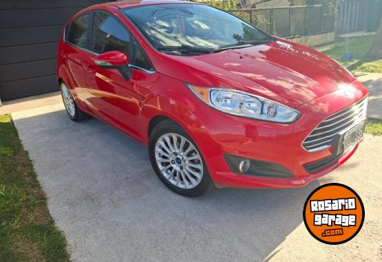 Autos - Ford Fiesta Titanium 2015 Nafta 110000Km - En Venta