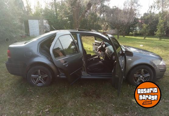 Autos - Volkswagen Bora 2012 GNC 184000Km - En Venta