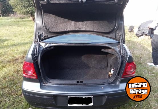 Autos - Volkswagen Bora 2012 GNC 184000Km - En Venta