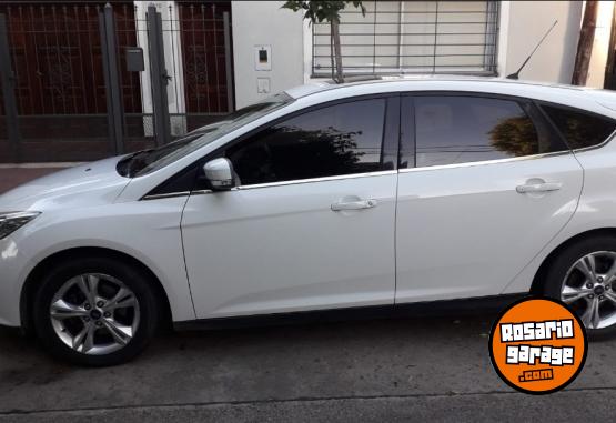 Autos - Ford Focus Se plus 2.0 2014 Nafta 175000Km - En Venta
