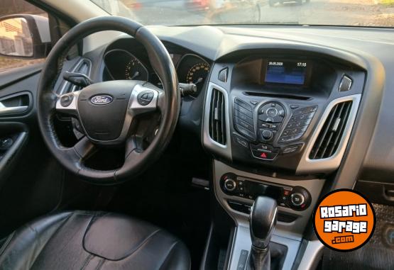 Autos - Ford Focus Se plus 2.0 2014 Nafta 176000Km - En Venta