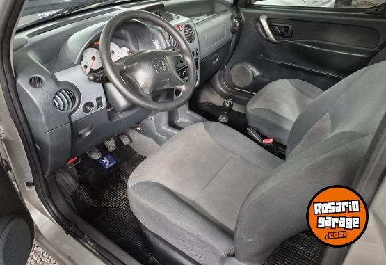 Utilitarios - Peugeot Partner Patagonica 2013 GNC 180000Km - En Venta