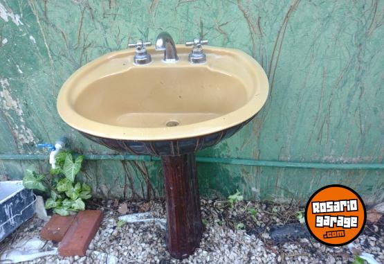 Hogar - Juego de ba�o con grifer�a completa - En Venta