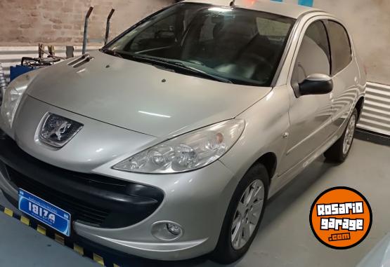 Autos - Peugeot 207 Compact XS 2010 Nafta 180000Km - En Venta