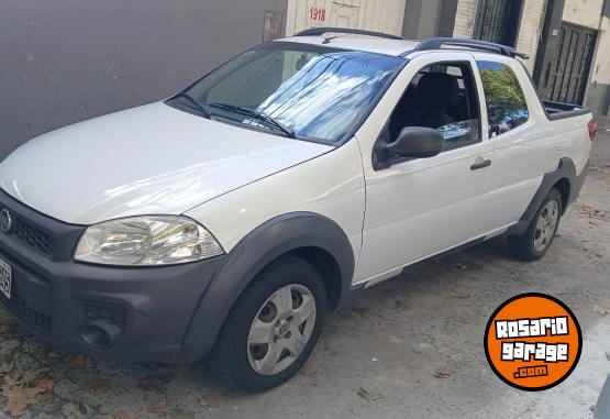 Utilitarios - Fiat Strada 2015 GNC 240000Km - En Venta
