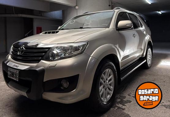 Camionetas - Toyota Hilux SW4 2013 Diesel 197000Km - En Venta