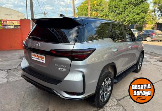 Camionetas - Toyota SW4 2.8 TDI DIAMOND 2022 2022 Diesel 90000Km - En Venta