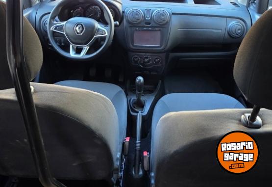 Utilitarios - Renault Kangoo 2021 Nafta 82000Km - En Venta