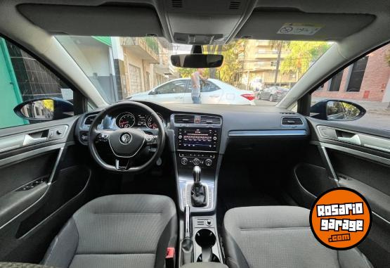 Autos - Volkswagen Golf Comfortline 2018 Nafta 177000Km - En Venta