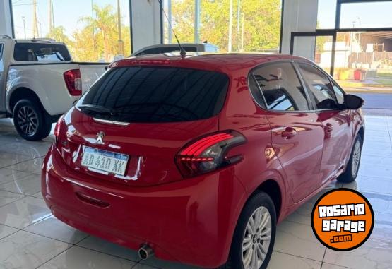 Autos - Peugeot 208 ALLURE 2019 Nafta 85000Km - En Venta