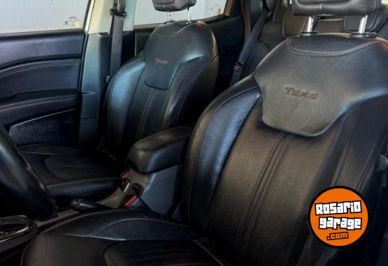 Camionetas - Fiat TORO VOLCANO PACK PREMIUM 2016 Diesel 130000Km - En Venta