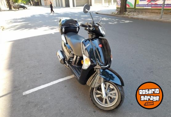 Motos - Kymco Like - elite, ray zr 2026 Nafta 2500Km - En Venta