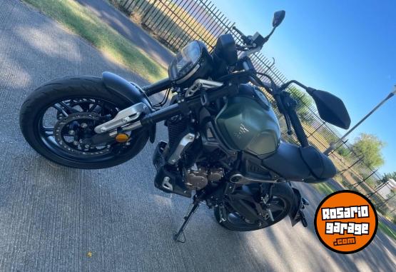 Motos - Voge AC 300 2023 Nafta 6900Km - En Venta