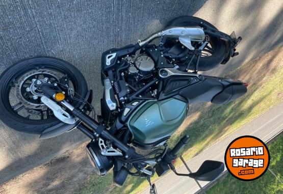 Motos - Voge AC 300 2023 Nafta 6900Km - En Venta