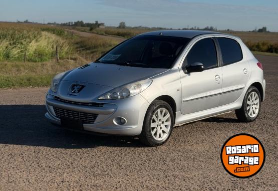 Autos - Peugeot 207 compact 2013 Nafta 158500Km - En Venta