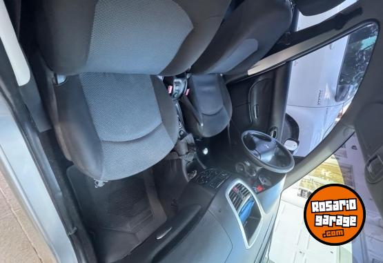 Autos - Peugeot 207 compact 2013 Nafta 158500Km - En Venta