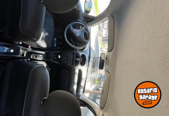Autos - Peugeot 206 2007 Nafta 135000Km - En Venta