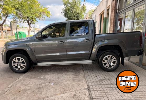 Camionetas - Volkswagen Amarok V6 Confortline. 2023 Diesel 96000Km - En Venta