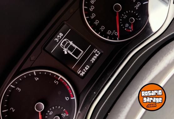 Camionetas - Volkswagen Amarok V6 Confortline. 2023 Diesel 96000Km - En Venta