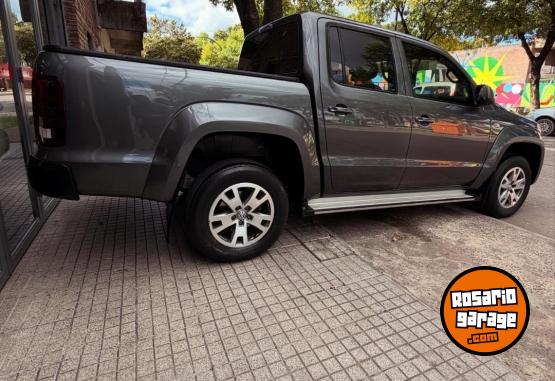 Camionetas - Volkswagen Amarok V6 Confortline. 2023 Diesel 96000Km - En Venta