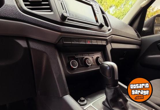 Camionetas - Volkswagen Amarok V6 Confortline. 2023 Diesel 96000Km - En Venta