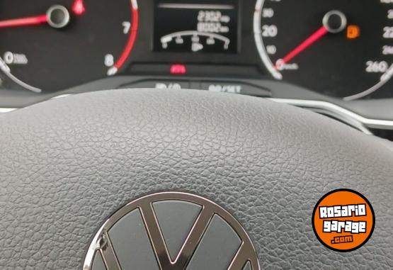 Autos - Volkswagen Polo 2025 Nafta 8000Km - En Venta