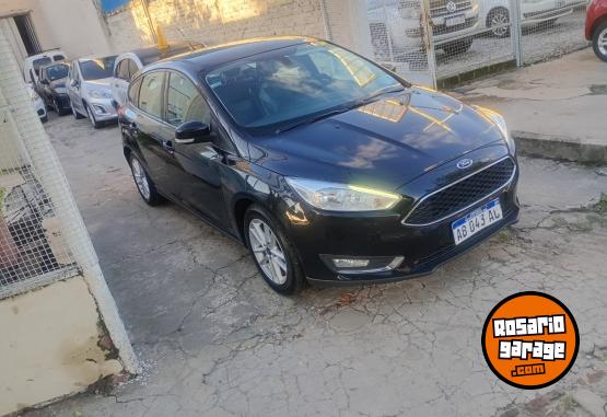 Autos - Ford Focus 2017 Nafta 140000Km - En Venta