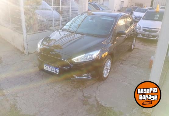 Autos - Ford Focus 2017 Nafta 140000Km - En Venta