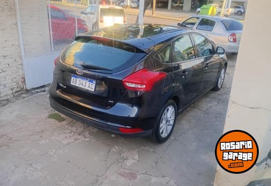 Autos - Ford Focus 2017 Nafta 140000Km - En Venta