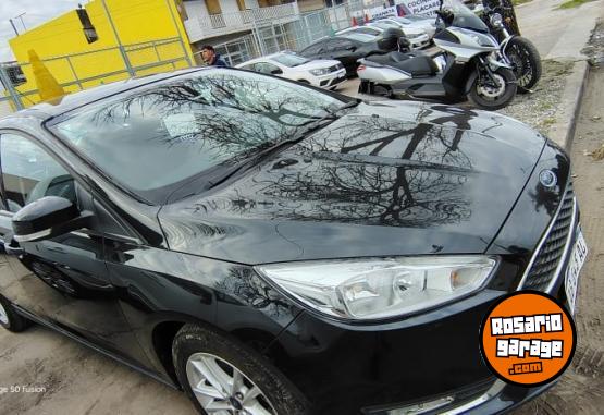 Autos - Ford Focus 2017 Nafta 140000Km - En Venta