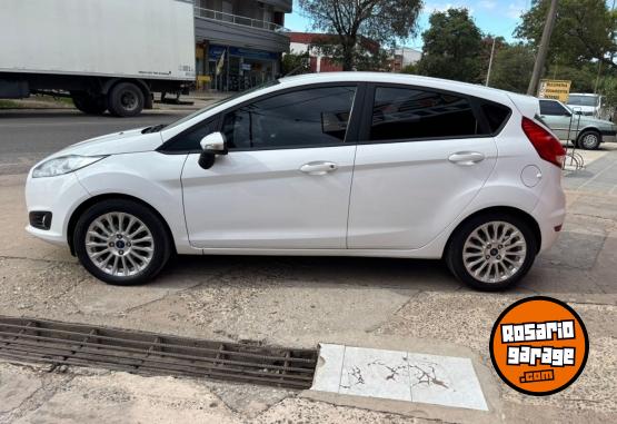 Autos - Ford Fiesta Kinetic 1.6 SE 2017 Nafta 124000Km - En Venta
