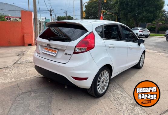 Autos - Ford Fiesta Kinetic 1.6 SE 2017 Nafta 124000Km - En Venta