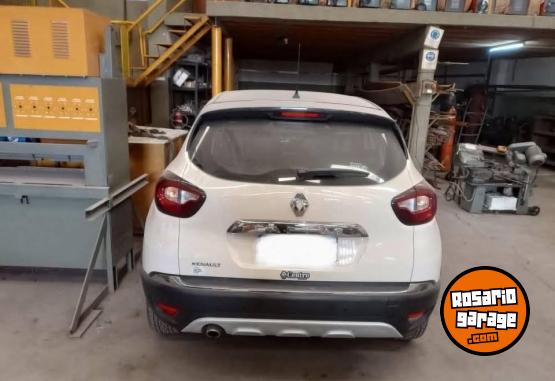 Autos - Renault Captur 2017 Diesel 30000Km - En Venta