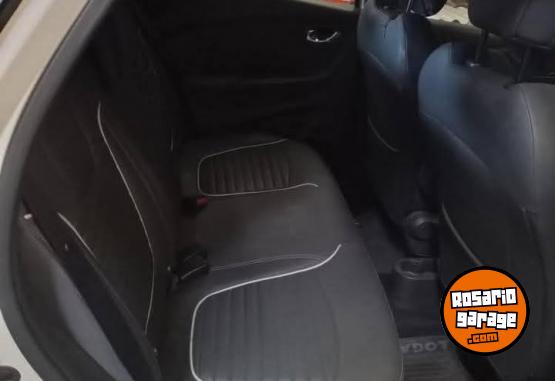 Autos - Renault Captur 2017 Diesel 30000Km - En Venta