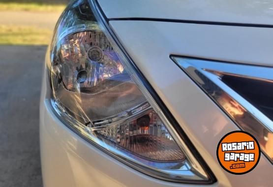 Autos - Nissan Versa Advance 2017 Nafta 170000Km - En Venta