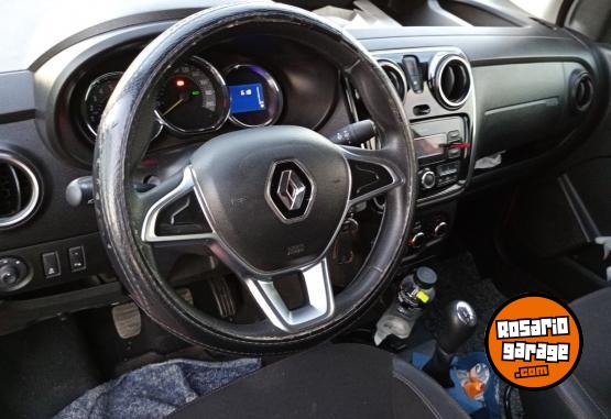 Utilitarios - Renault Kangoo 2018 Nafta 120000Km - En Venta