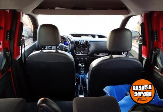 Utilitarios - Renault Kangoo 2018 Nafta 120000Km - En Venta