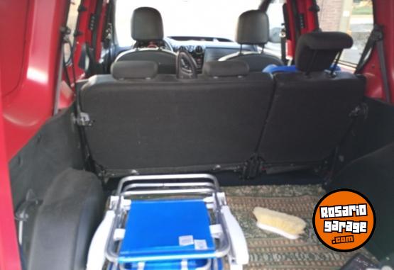 Utilitarios - Renault Kangoo 2018 Nafta 120000Km - En Venta