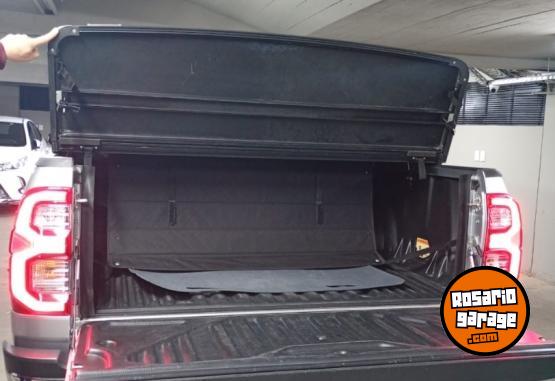 Camionetas - Toyota Hilux SRX 2021 Diesel 110000Km - En Venta