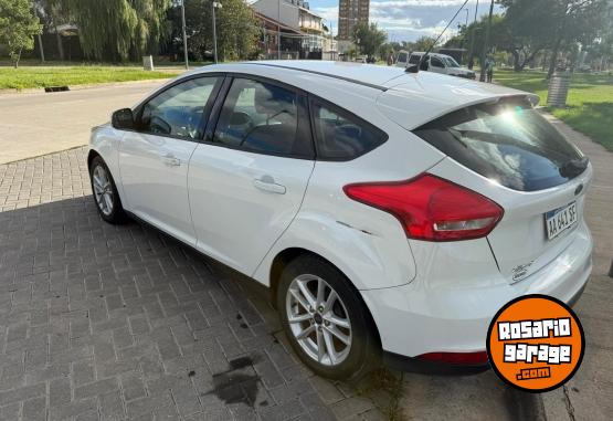 Autos - Ford Focus 2016 Nafta 120000Km - En Venta