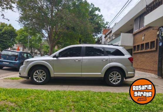 Camionetas - Dodge Journey SXT 2014 Nafta 111111Km - En Venta
