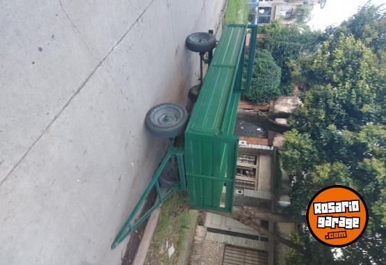 Camiones y Grúas - Acoplado - En Venta