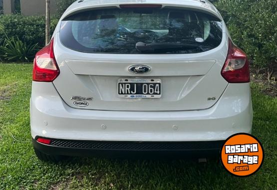 Autos - Ford Focus SE-PLUS 2014 Nafta 125000Km - En Venta