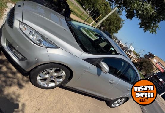 Autos - Ford Focus 2018 Nafta 67000Km - En Venta