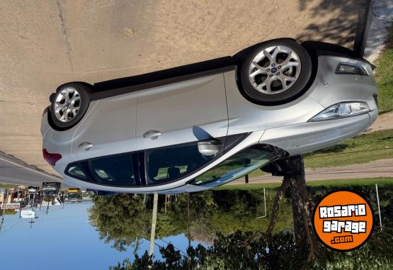 Autos - Ford Focus 2018 Nafta 67000Km - En Venta