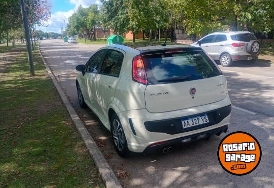 Autos - Fiat Punto Sport Black Motion 2016 Nafta 91000Km - En Venta
