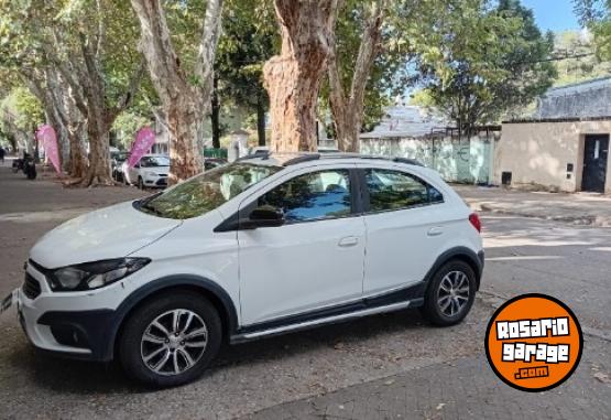 Autos - Chevrolet Onix activ 2018 GNC 84000Km - En Venta